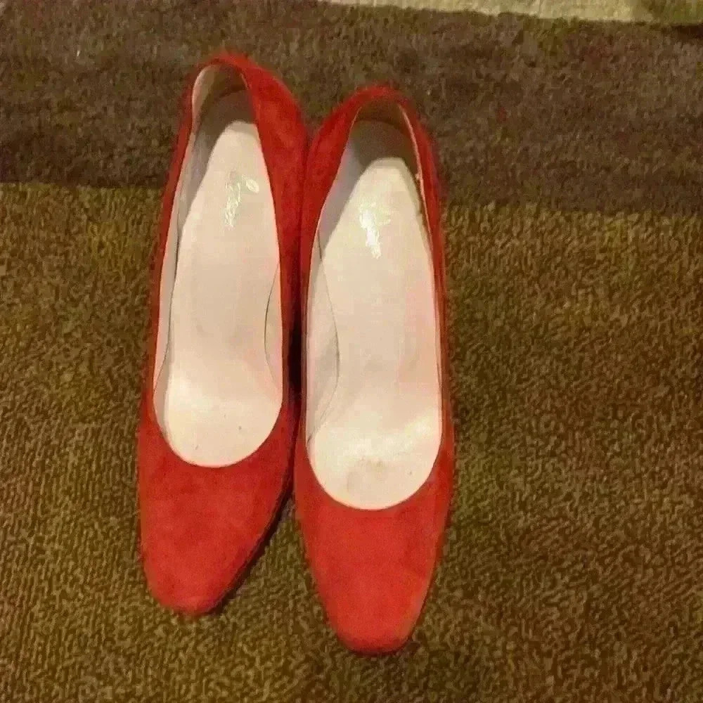 Castaner Red Suede Pumps